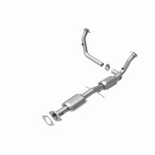 Load image into Gallery viewer, MagnaFlow Exhaust Products 447242 California CARB Direct-Fit Catalytic Converter for Select Chevrolet S10, GMC Sonoma, Isuzu Hombre