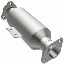 Load image into Gallery viewer, MagnaFlow Exhaust Products 4481876 California CARB Direct-Fit Catalytic Converter for Select Hyundai Elantra, Hyundai Tiburon