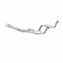 Load image into Gallery viewer, MagnaFlow Exhaust Products 23073 HM Grade Direct-Fit Catalytic Converter for Select Chevrolet Express 1500, Chevrolet Express 2500, Chevrolet Express 3500, GMC Savana 1500, GMC Savana 2500, GMC Savana