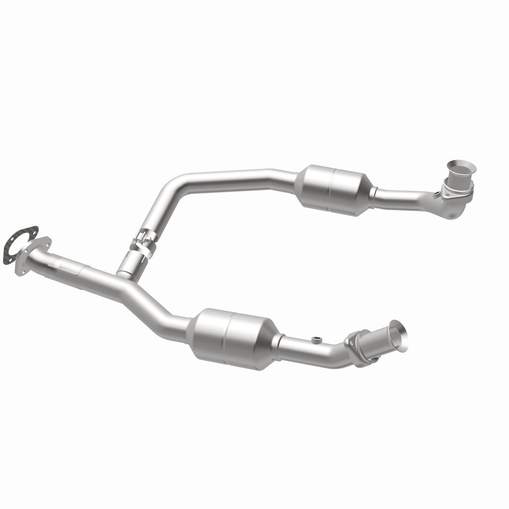 MagnaFlow Exhaust Products 4583378 California CARB Direct-Fit Catalytic Converter for Select Ford E-150, Ford E-150 Club Wagon, Ford E-250, Ford E-350 Club Wagon, Ford E-350 Super Duty