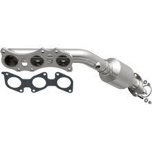 Load image into Gallery viewer, MagnaFlow Exhaust Products 50849 HM Grade Manifold Catalytic Converter for Select Toyota 4Runner, Toyota FJ Cruiser, Toyota Tacoma, Toyota Tundra