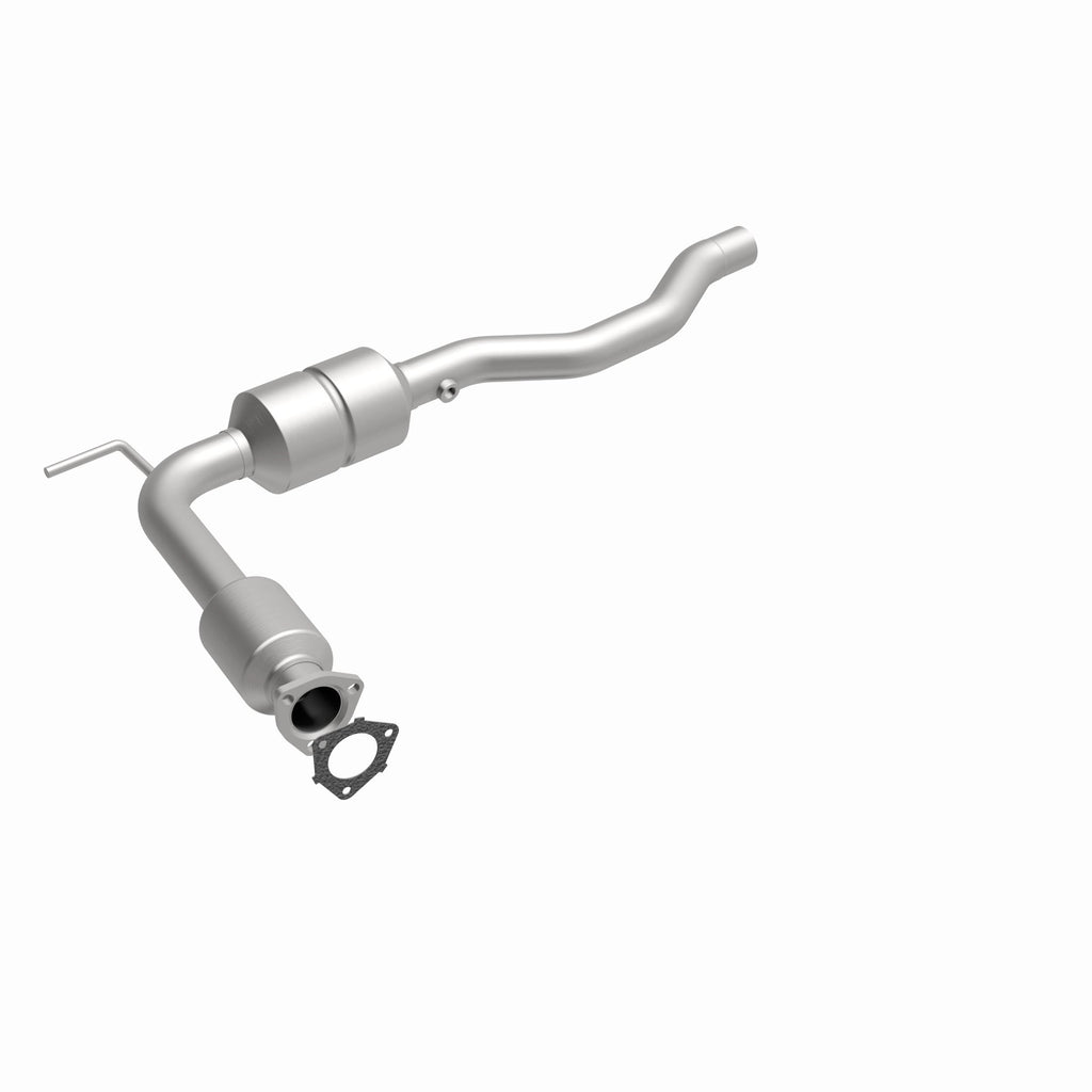 MagnaFlow Exhaust Products 51342 OEM Grade Direct-Fit Catalytic Converter for Select Volkswagen EuroVan