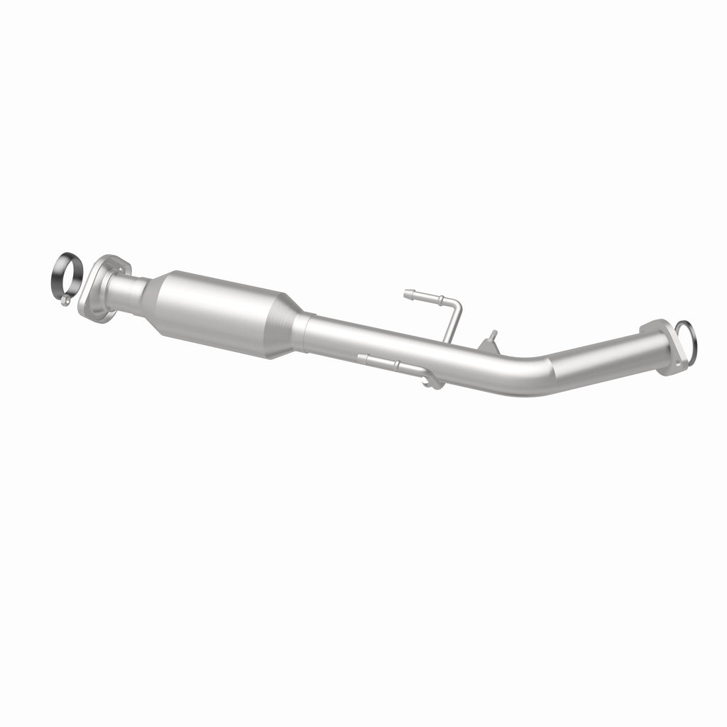 MagnaFlow Exhaust Products 23135 HM Grade Direct-Fit Catalytic Converter for Select Toyota Sienna