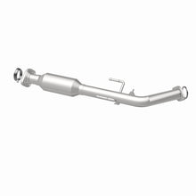 Load image into Gallery viewer, MagnaFlow Exhaust Products 23135 HM Grade Direct-Fit Catalytic Converter for Select Toyota Sienna