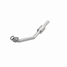 Load image into Gallery viewer, MagnaFlow Exhaust Products 3391269 California CARB Direct-Fit Catalytic Converter for Select Dodge Caravan, Dodge Mini Ram, Plymouth Voyager