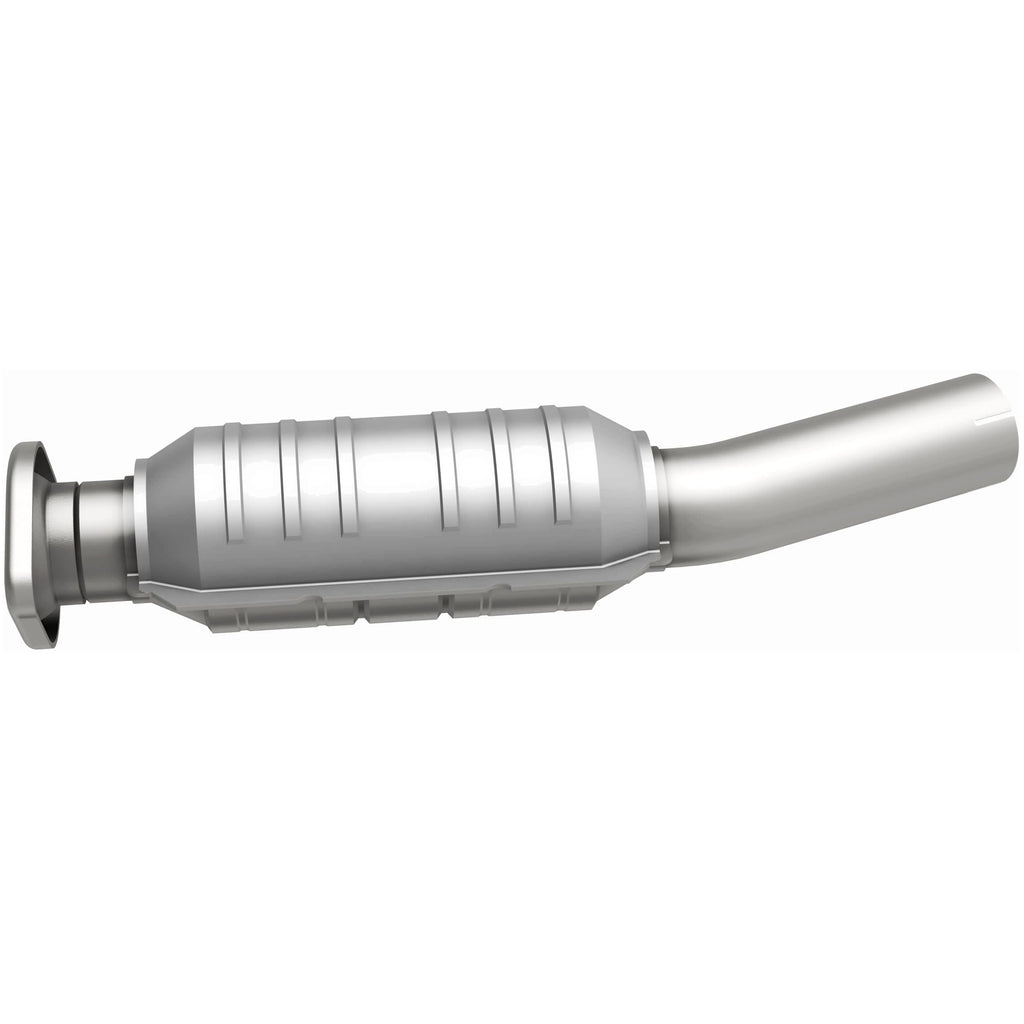 MagnaFlow Exhaust Products 23006 HM Grade Direct-Fit Catalytic Converter for Select Toyota RAV4