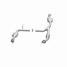 Load image into Gallery viewer, MagnaFlow Exhaust Products 458030 California CARB Direct-Fit Catalytic Converter for Select Ford Explorer, Mercury Mountaineer