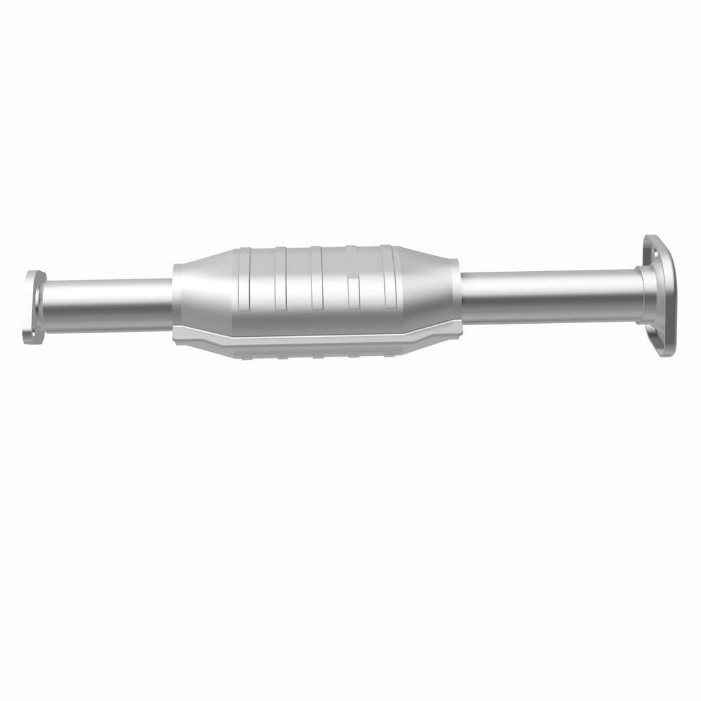 MagnaFlow Exhaust Products 49570 OEM Grade Direct-Fit Catalytic Converter for Select Mitsubishi Montero Sport