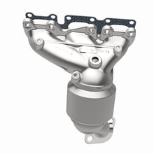 Load image into Gallery viewer, MagnaFlow Exhaust Products 52787 OEM Grade Manifold Catalytic Converter for Select Hyundai Palisade, Hyundai Santa Fe, Hyundai Santa Fe XL, Kia Sorento, Kia Telluride