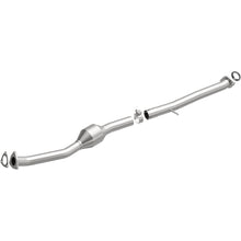 Load image into Gallery viewer, MagnaFlow Exhaust Products 52510 OEM Grade Direct-Fit Catalytic Converter for Select Subaru Crosstrek, Subaru Forester, Subaru Legacy, Subaru Outback, Subaru XV Crosstrek