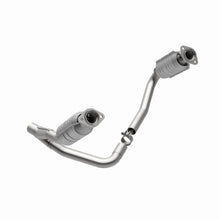 Load image into Gallery viewer, MagnaFlow Exhaust Products 24397 HM Grade Direct-Fit Catalytic Converter for Select Dodge Dakota, Mitsubishi Raider