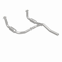 Load image into Gallery viewer, MagnaFlow Exhaust Products 5551148 California CARB Direct-Fit Catalytic Converter for Select Dodge Nitro, Jeep Liberty