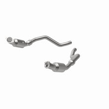 Load image into Gallery viewer, MagnaFlow Exhaust Products 16421 OEM Grade Direct-Fit Catalytic Converter for Select Chrysler 300, Dodge Challenger, Dodge Charger, Dodge Magnum