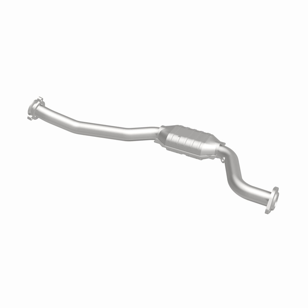 MagnaFlow Exhaust Products 49611 OEM Grade Direct-Fit Catalytic Converter for Select Chevrolet Colorado, GMC Canyon