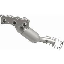 Load image into Gallery viewer, MagnaFlow Exhaust Products 5531226 California CARB Manifold Catalytic Converter for Select BMW 528i, BMW 528i xDrive, BMW 528xi