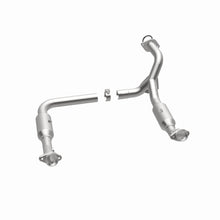 Load image into Gallery viewer, MagnaFlow Exhaust Products 49672 OEM Grade Direct-Fit Catalytic Converter for Select Ford Explorer, Ford Explorer Sport Trac, Mercury Mountaineer