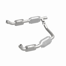 Load image into Gallery viewer, MagnaFlow Exhaust Products 458041 California CARB Direct-Fit Catalytic Converter for Select Ford E-250, Ford E-350 Super Duty
