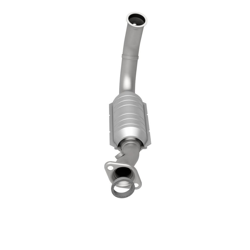 MagnaFlow Exhaust Products 49583 OEM Grade Direct-Fit Catalytic Converter for Select Jeep Liberty
