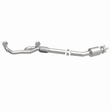Load image into Gallery viewer, MagnaFlow Exhaust Products 280126 OEM Grade Direct-Fit Catalytic Converter for Select Honda Odyssey
