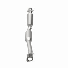 Load image into Gallery viewer, MagnaFlow Exhaust Products 5411010 California CARB Direct-Fit Catalytic Converter for Select Ford Crown Victoria, Lincoln Town Car, Mercury Grand Marquis