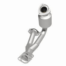 Load image into Gallery viewer, MagnaFlow Exhaust Products 5411911 California CARB Direct-Fit Catalytic Converter for Select Chevrolet Malibu, Pontiac G6, Saturn Aura