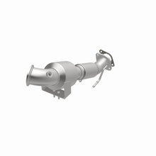 Load image into Gallery viewer, MagnaFlow Exhaust Products 5561633 California CARB Direct-Fit Catalytic Converter for Select Ford Focus