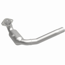 Load image into Gallery viewer, MagnaFlow Exhaust Products 21-603 OEM Grade Direct-Fit Catalytic Converter for Select Ford Edge, Ford Fusion, Lincoln Continental, Lincoln MKX, Lincoln Nautilus