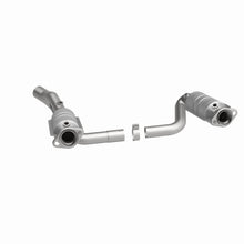 Load image into Gallery viewer, MagnaFlow Exhaust Products 24398 HM Grade Direct-Fit Catalytic Converter for Select Dodge Dakota, Mitsubishi Raider