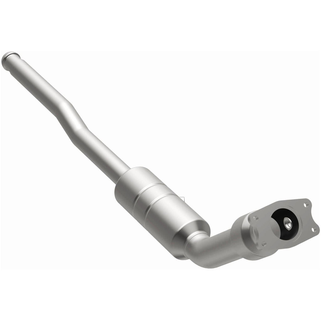 MagnaFlow Exhaust Products 24299 HM Grade Direct-Fit Catalytic Converter for Select Volvo S70, Volvo V70