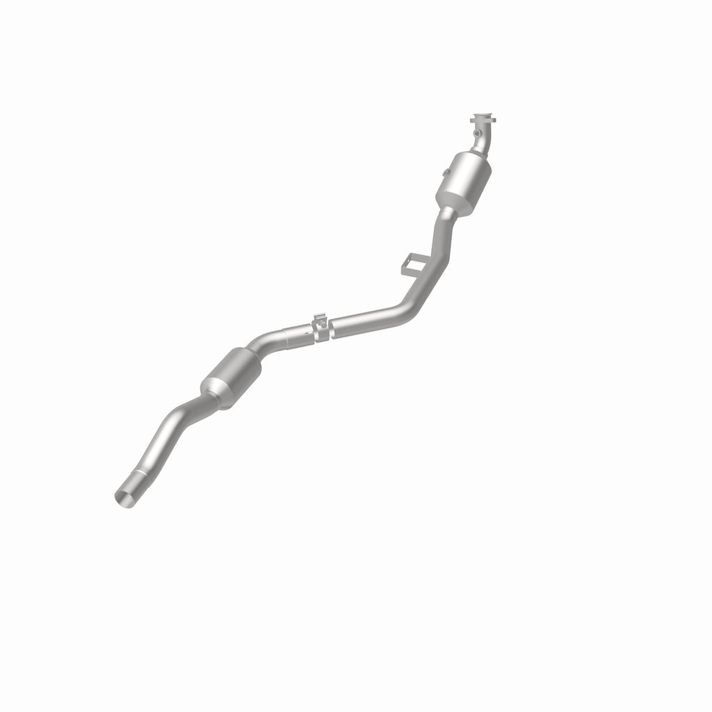 MagnaFlow Exhaust Products 51666 OEM Grade Direct-Fit Catalytic Converter for Select Mercedes-Benz E350