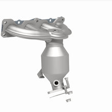 Load image into Gallery viewer, MagnaFlow Exhaust Products 5531590 California CARB Manifold Catalytic Converter for Select Hyundai Tucson