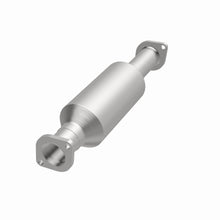 Load image into Gallery viewer, MagnaFlow Exhaust Products 4481877 California CARB Direct-Fit Catalytic Converter for Select Hyundai Sonata