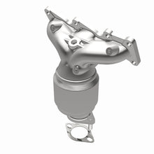 Load image into Gallery viewer, MagnaFlow Exhaust Products 52782 OEM Grade Manifold Catalytic Converter for Select Kia Sedona