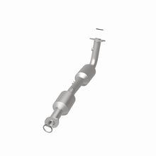 Load image into Gallery viewer, MagnaFlow Exhaust Products 5582630 California CARB Direct-Fit Catalytic Converter for Select Toyota Sequoia, Toyota Tundra