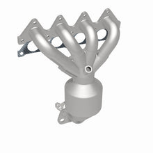 Load image into Gallery viewer, MagnaFlow Exhaust Products 5531321 California CARB Manifold Catalytic Converter for Select Hyundai Accent, Kia Rio, Kia Rio5