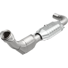 Load image into Gallery viewer, MagnaFlow Exhaust Products 93625 HM Grade Direct-Fit Catalytic Converter for Select Ford Expedition