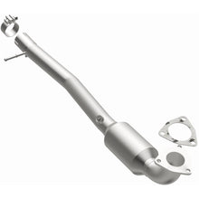 Load image into Gallery viewer, MagnaFlow Exhaust Products 5551533 California CARB Direct-Fit Catalytic Converter for Select Land Rover Range Rover