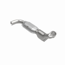 Load image into Gallery viewer, MagnaFlow Exhaust Products 447177 California CARB Direct-Fit Catalytic Converter for Select Ford E-150 Econoline, Ford E-150 Econoline Club Wagon, Ford Expedition, Ford F-150, Ford F-250