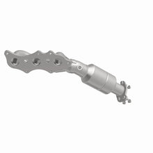 Load image into Gallery viewer, MagnaFlow Exhaust Products 51228 OEM Grade Manifold Catalytic Converter for Select Toyota 4Runner, Toyota FJ Cruiser