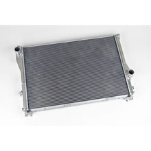 Load image into Gallery viewer, 99-03-Bmw-M5-(E39)--95-03-Bmw-540I-MT-Radiator-(Fits-Auto-Trans-WModified-Drain-Plug)