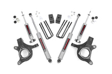 Load image into Gallery viewer, Rough Country 232N2 Suspension Lift Kit w/Shocks for Select Chevrolet Silverado 1500, Chevrolet Silverado Classic, GMC Sierra 1500, GMC Sierra Classic