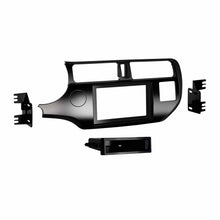 Load image into Gallery viewer, Metra Electronics 99-7367HG Radio Installation Kit for Select Kia Rio