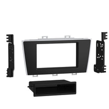Load image into Gallery viewer, Metra Electronics 99-8909 Radio Installation Kit for Select Subaru Legacy, Subaru Outback