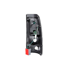 Load image into Gallery viewer, 9902-Silverado-150025009906-Sierra-15002500-Led-Black-Taillight-DrivePass