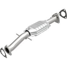 Load image into Gallery viewer, MagnaFlow Exhaust Products 23468 HM Grade Direct-Fit Catalytic Converter for Select Chevrolet S10, GMC Sonoma, Isuzu Hombre