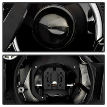 Load image into Gallery viewer, Spyder Auto 9956287 Halogen Headlight for Select Honda Passport, Honda Pilot, Honda Ridgeline