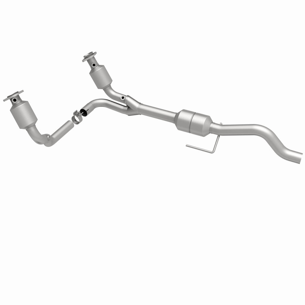 MagnaFlow Exhaust Products 51338 OEM Grade Direct-Fit Catalytic Converter for Select Dodge Durango