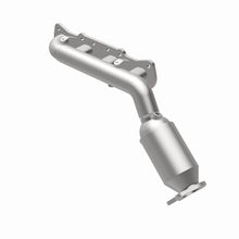 Load image into Gallery viewer, MagnaFlow Exhaust Products 22-092 OEM Grade Manifold Catalytic Converter for Select Hyundai Equus, Hyundai Genesis, Kia K900