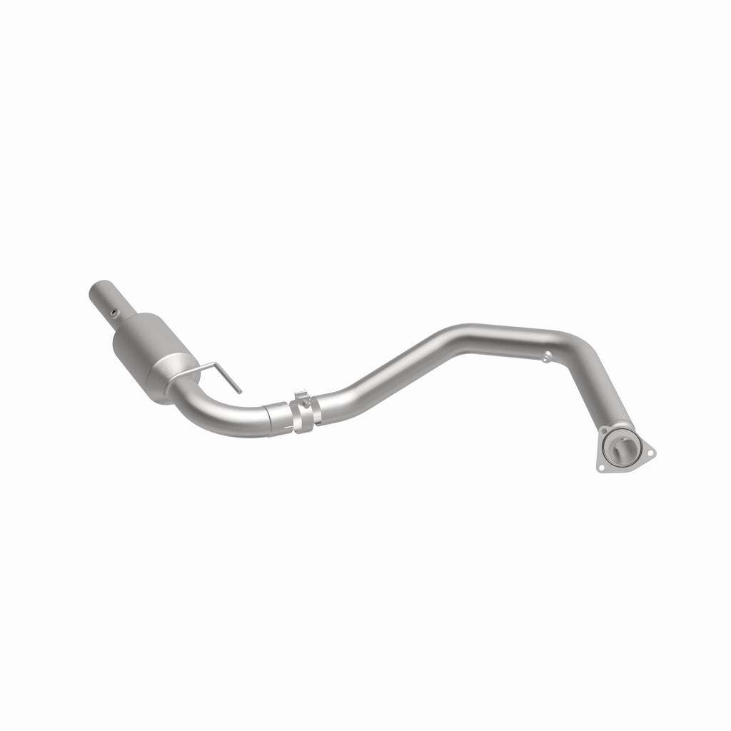 MagnaFlow Exhaust Products 280427 OEM Grade Direct-Fit Catalytic Converter for Select Chevrolet Express 4500, GMC Savana