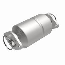 Load image into Gallery viewer, MagnaFlow Exhaust Products 338656 California CARB Direct-Fit Catalytic Converter for Select Geo Prizm
